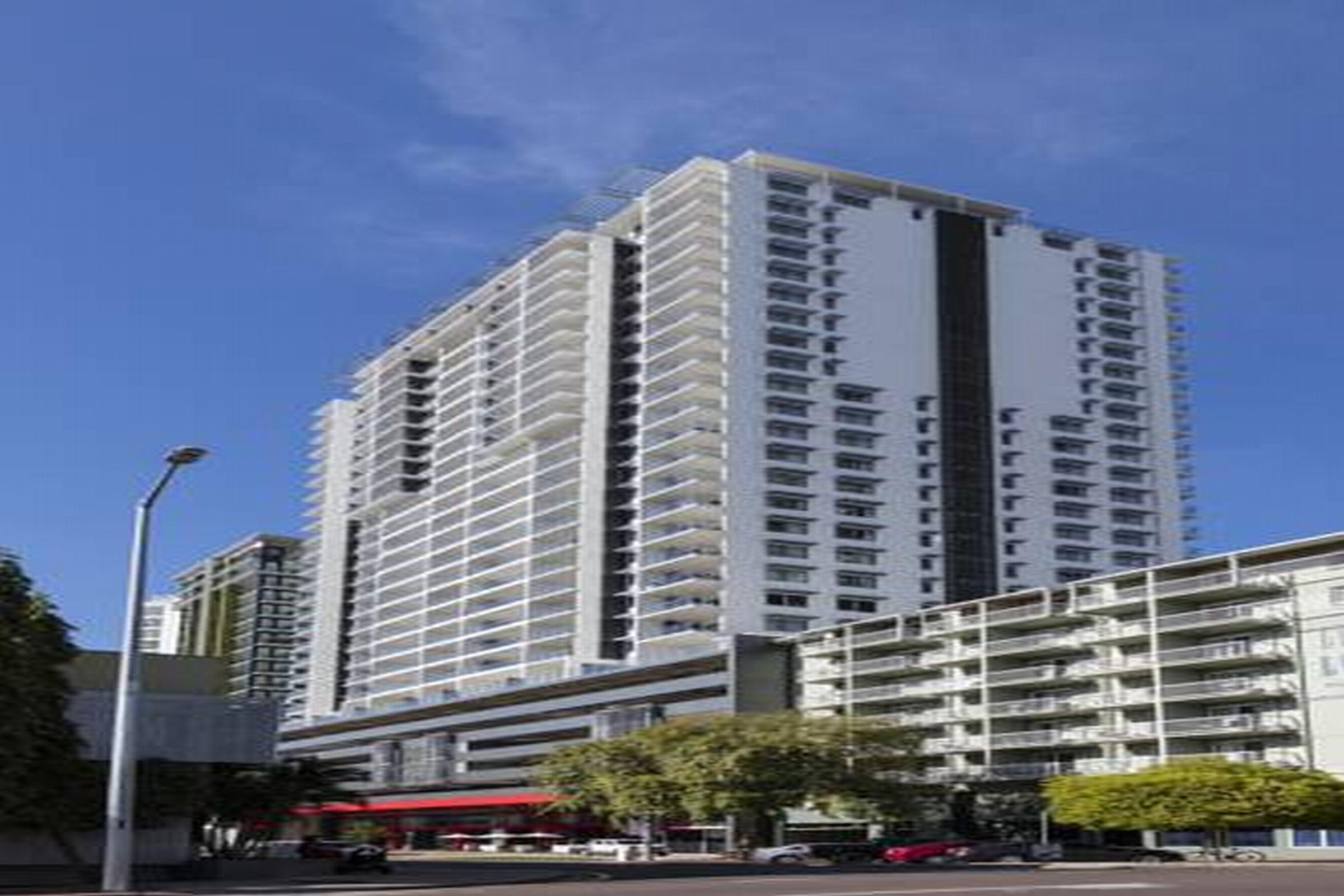 Oaks Darwin Elan Hotel 외부 사진